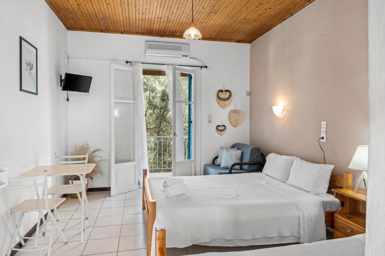Oceanis Rooms Микрос-Гиалос Экстерьер фото